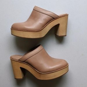 Leather clogs by Kimberly Whitman for Antonio Melani. Size 10.